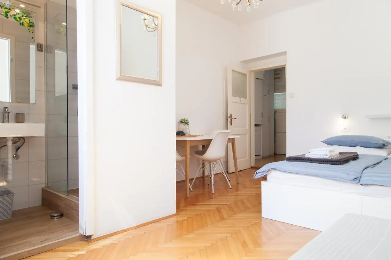 Gostinjska kuća Milla Rooms